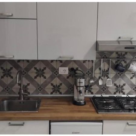 Apartmán Casa Maria Al Porto Salerno Exteriér fotografie